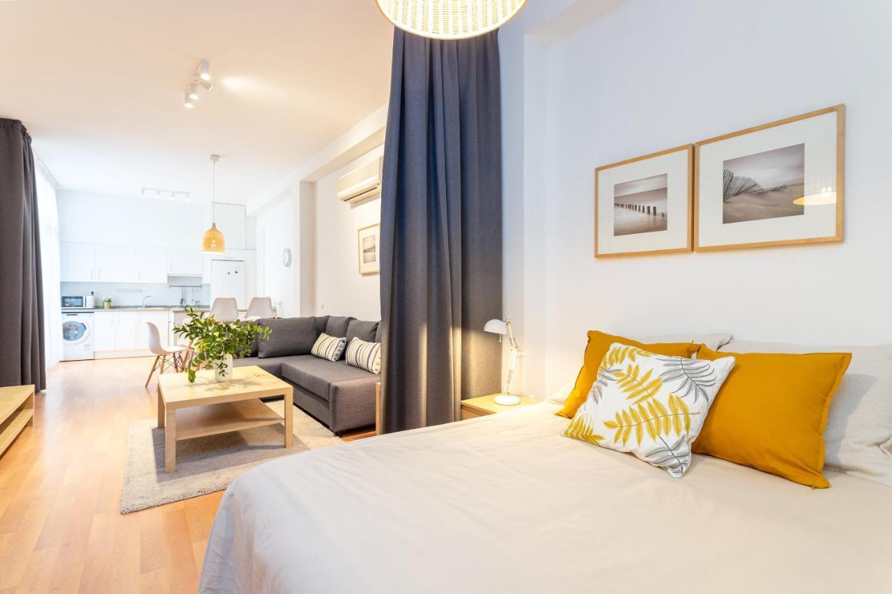 Apartamento Souviron Malaga Zewnętrze zdjęcie